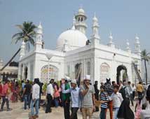 Haji Ali Mosque, Mumbai Tour Packages
